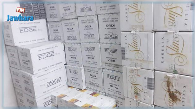 مطاردة تنتهي بحجز 26500 علبة سجائر مهربة