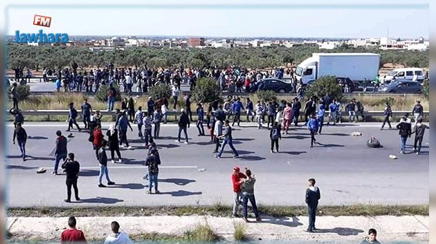 وسط تعزيزات أمنية مشدّدة : فتح الطريق السيّارة سوسة تونس