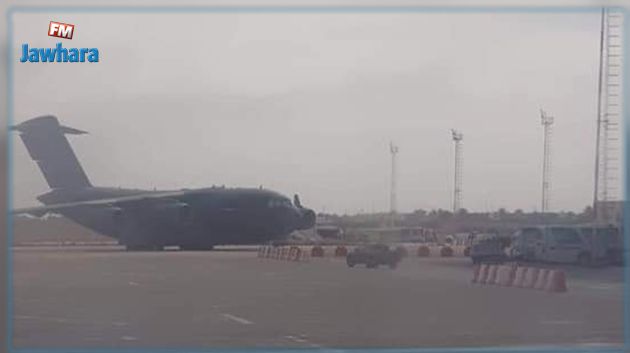 طائرة قطرية مسلّحة تحط بمطار جربة لدعم ميليشيات ليبية: الديوانة توضح