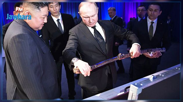 في أعقاب أول قمة جمعتهما : بوتين وكيم يتبادلان السيوف