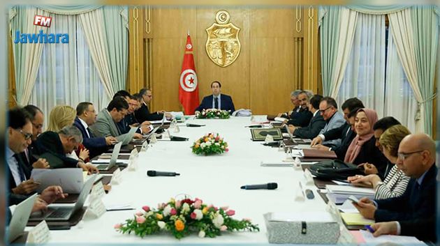 مجلس الوزراء يصادق على مشروع قانون يتعلق بتنظيم نشاط مؤسسات توظيف التونسيين بالخارج
