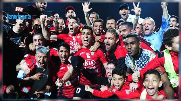 اتحاد العاصمة يتوج بلقب الدوري الجزائري