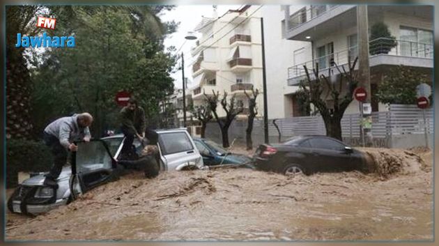 تقلبات جوية تخلّف قتلى من السياح الأجانب في اليونان