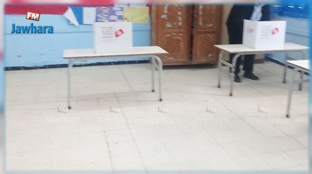 انتخابات بلدية جزئية بتيبار : صفر اقتراع للعسكريين والأمنيين