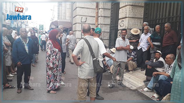 احتقان في صفوف المواطنين بسبب تواصل إضراب أعوان البريد (صور)
