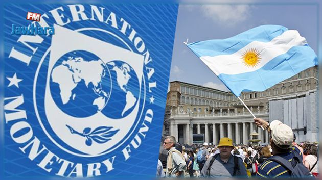 على حافة انهيار اقتصادي : الأرجنتين تتفاوض مع 