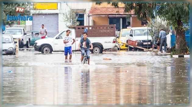 منوبة : شفط المياه من المنازل واخماد حريق ناتج عن صاعقة رعدية