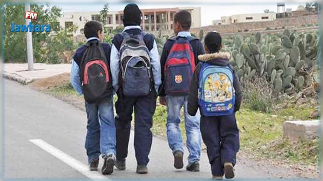 سيدي بوزيد :تلاميذ يحتجون للمطالبة بنقل مدرسي