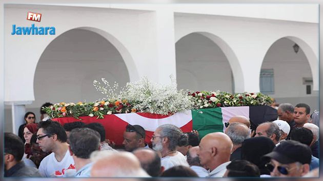 موشّحاً بالعلمين التّونسي والفلسطيني : جثمان شوقي الماجري يوارى الثّرى