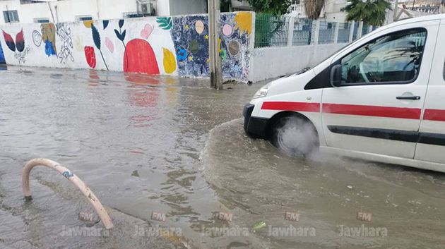 تهاطل الامطار بتونس العاصمة