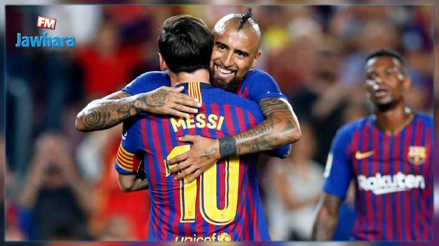 ارتورو فيدال: لا استطيع وصف ميسي انه من كوكب اخر