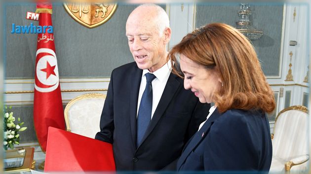 رئيس الجمهورية يلتقي شيخة مدينة تونس