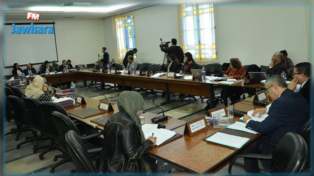 لجنة المالية تصادق على فصول جديدة من قانون المالية لسنة 2020