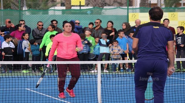 المنستير : دورة في كرة المضرب للأطفال بحضور مالك الجزيري و أنس جابر