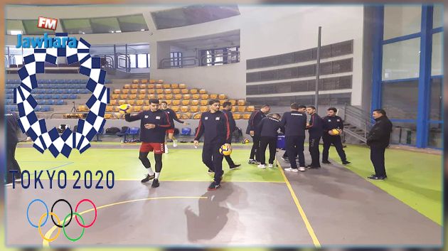  الكرة الطائرة : المنتخب الوطني يفوز باللقاء الأول جزائيا في القاهرة