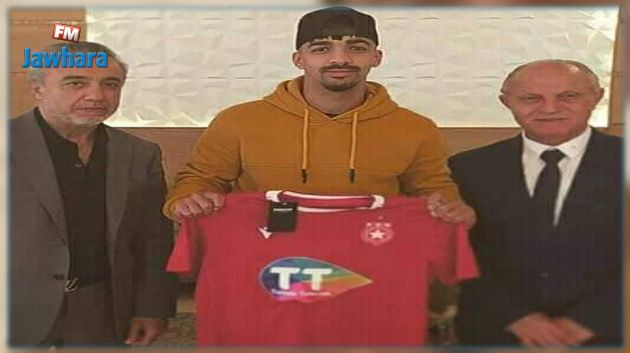 النجم يعلن عن التعاقد مع الجزائري رضوان زردوم