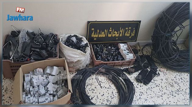 المنستير : عامل في