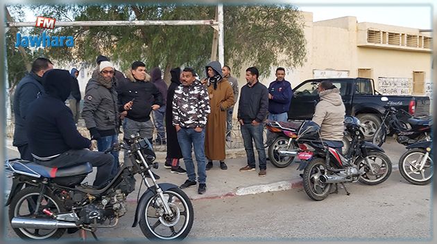المظيلة : توقّف نشاط الفسفاط بسبب وقفة احتجاجية لأعوان البيئة والغراسة