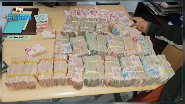 حجز عُملة مهربة بقيمة تفوق 400 ألف دينار