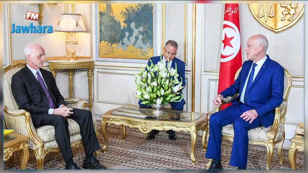 رئيس الجمهورية يستقبل رئيس لجنة الخدمات المسلحة في الكونغرس الأمريكي