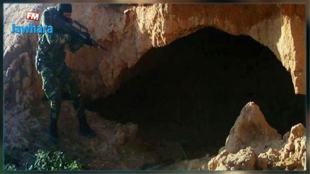  الكشف عن مخيم للعناصر الإرهابية بمرتفعات جبال القصرين