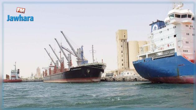 بنزرت : غلق الميناء الترفيهي وعزل 3سياح على متن يختهم