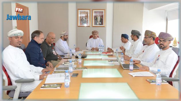 الإتحاد العماني يعلق الموسم الكروي