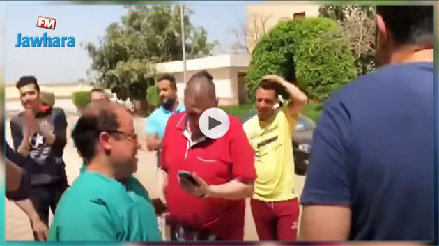 مصر: إقالة مدير مستشفى رقص مع متعافين من فيروس كورونا (فيديو) 