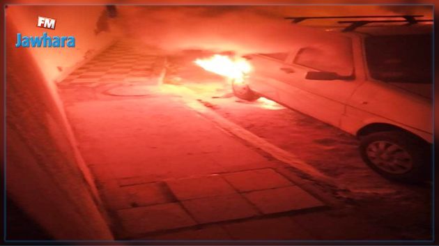 حرق سيارة رئيس مركز أمن في المكنين : الأمنيون يحتجون