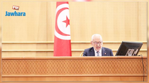 اثر جلسة صاخبة دامت 20 ساعة وتطرّقت إلى موقفه من الملف الليبي: الغنوشي يرفع صباح اليوم الجلسة بهذه الكلمات