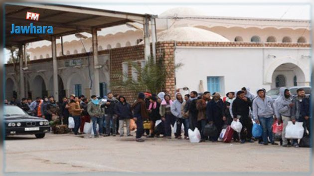 تونسيون عالقون على الحدود التونسية الليبية يطالبون بالسماح لهم بالعودة