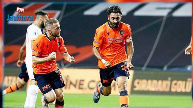 باشاك شهير يتوج بالدوري التركي لاول مرة في تاريخه