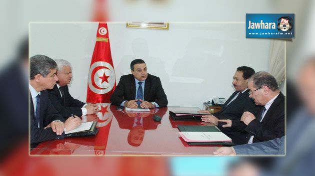 وزيرا الداخلية والدفاع يعقدان ندوة صحفية على خلفية عملية وادي الليل