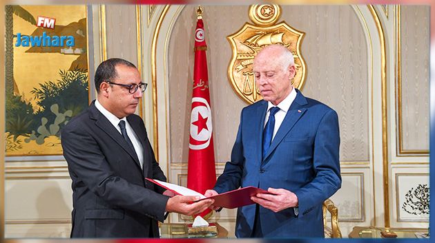 قيس سعيّد يتسلّم من هشام المشيشي تركيبة الحكومة الجديدة