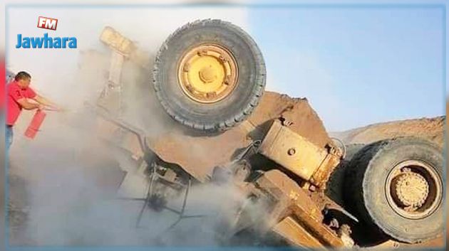 قفصة : انقلاب شاحنة لنقل الفسفاط