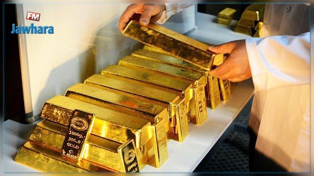الذهب يتجه نحو تسجيل أكبر انخفاض شهري منذ أربع سنوات