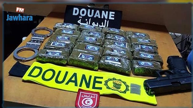 سوسة : إيقاف شخصين بحوزتهما 2 كلغ