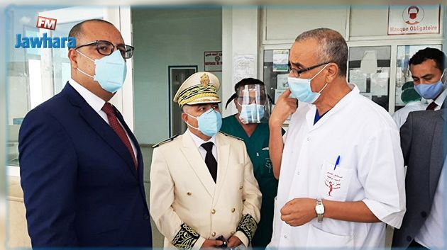 المشّيشي يؤدّي زيارة غير معلنة الى مستشفى بنزرت (صور)