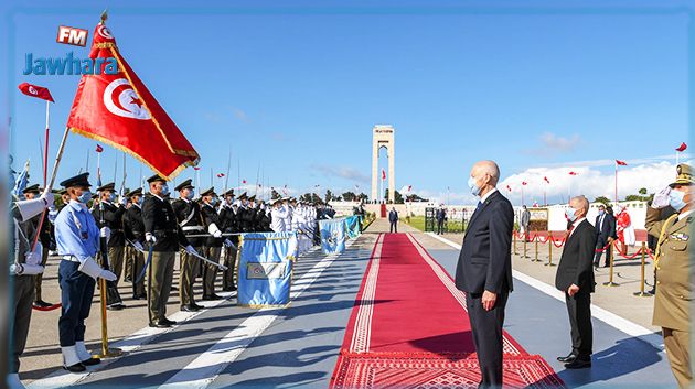 رئيس الجمهورية يشرف على موكب إحياء الذكرى 57 لعيد الجلاء
