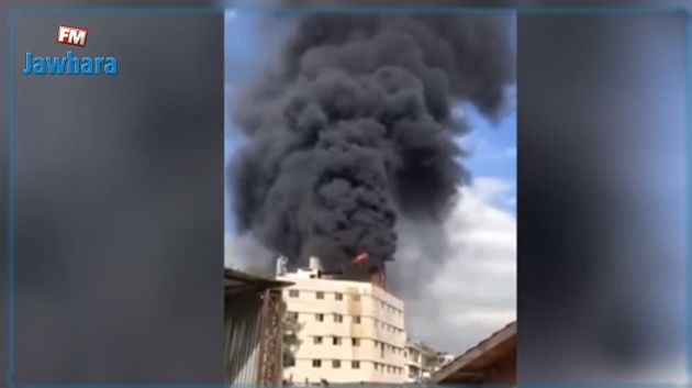 لبنان: نشوب حريق هائل على سطح أحد المباني في ضواحي بيروت