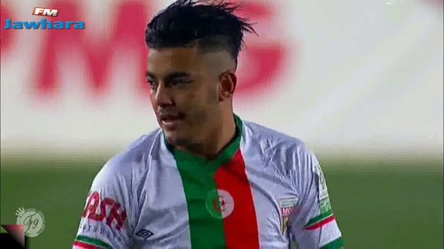 النّادي الصفاقسي: إنتداب اللاعب الجزائري زكرياء منصوري