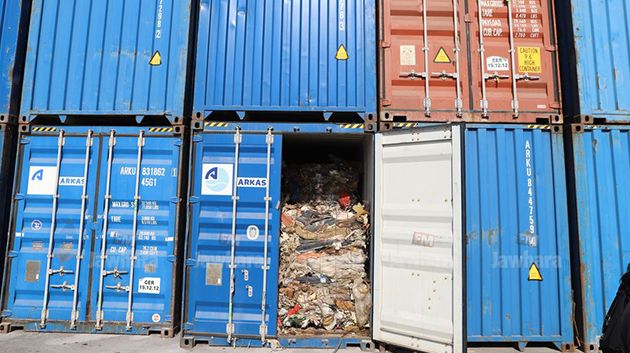 لجنة برلمانية خاصة تعاين حاويات النفايات الإيطالية بميناء سوسة