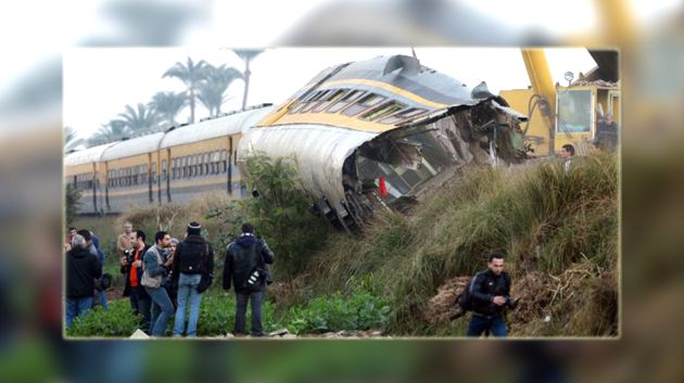  الجزائر : قتيل و 29 جريحا في انحراف قطار عن مساره