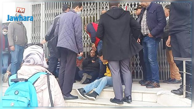 تعرّض محتجين من الدّكاترة الباحثين لاعتداء بالعنف من طرف قوات الأمن