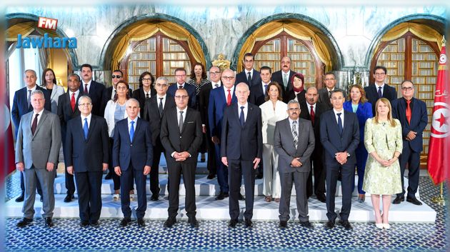 جلسة عامة في البرلمان للحوار مع الحكومة حول 100 يوم من عملها