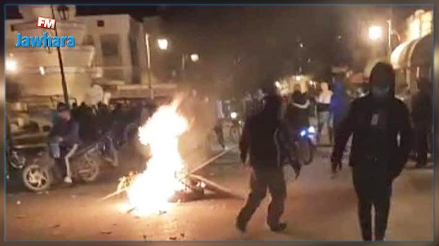 توزر: توتر وعمليات كرّ وفرّ بين محتجين وأعوان الأمن