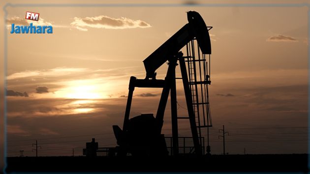 النفط يتراجع بسبب إنتشار سلالة جديدة من الكوفيد