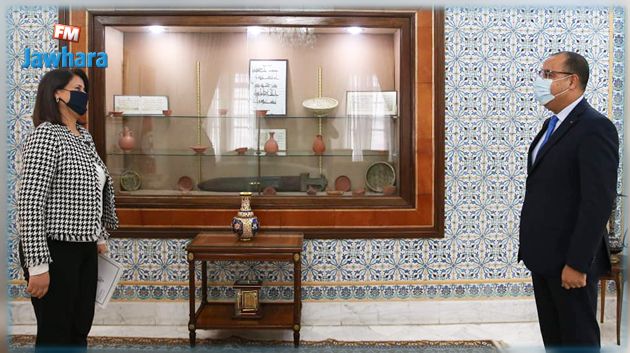 رئيس الحكومة يلتقي الكاتبة العامة لشؤون البحر