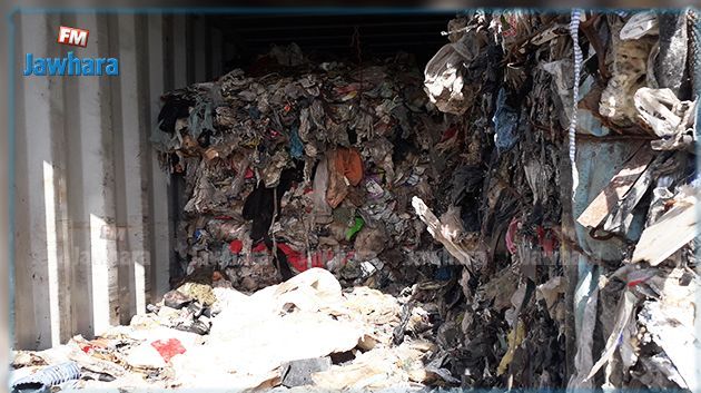 حلول اجال إرجاع النفايات الايطالية: دعوة الرئاسات الثلاث والدبلوماسية التونسية للتدخل العاجل 