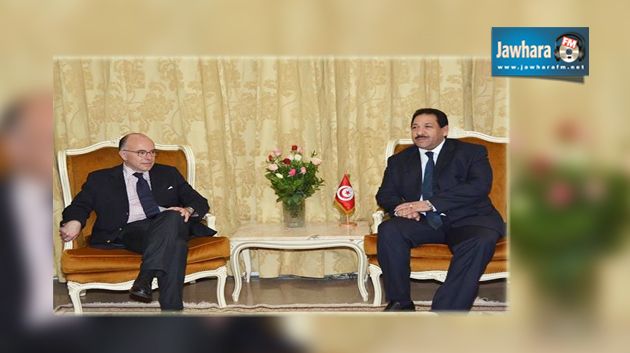 تطوير التعاون الأمني بين تونس وفرنسا محور لقاء وزير الداخلية بنظيره الفرنسي